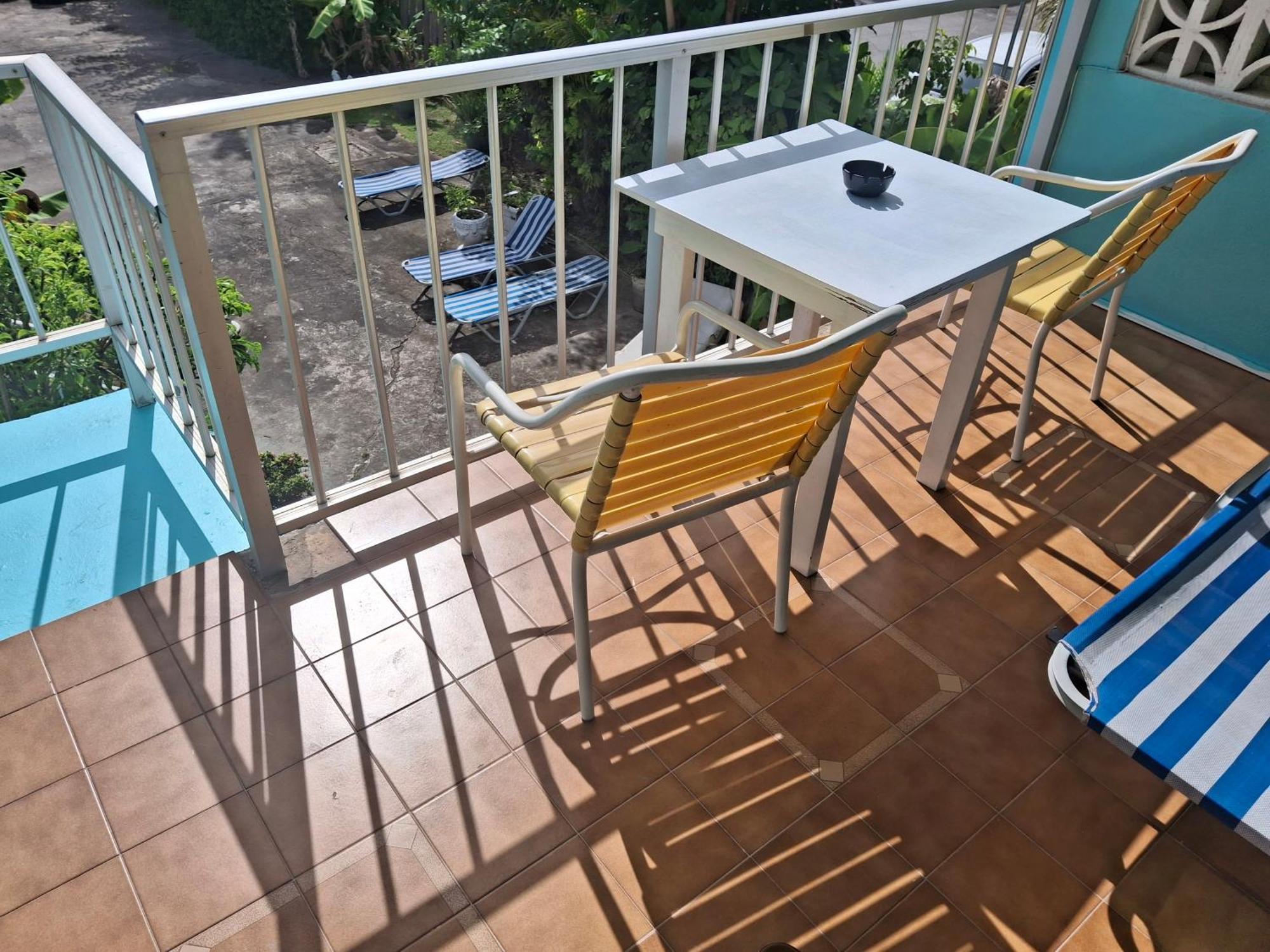Ocean View Apartments 布里奇敦 外观 照片
