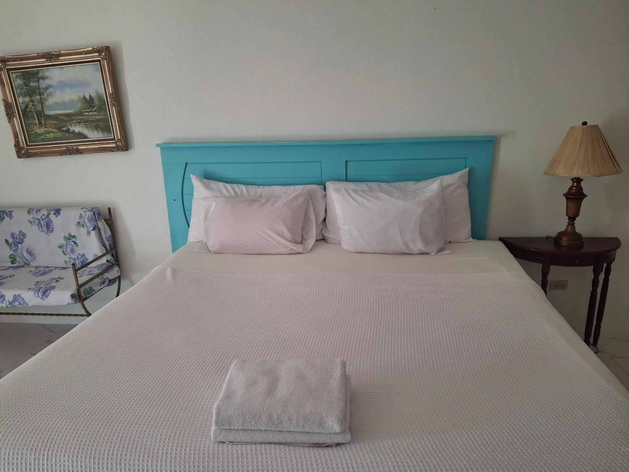 Ocean View Apartments 布里奇敦 外观 照片